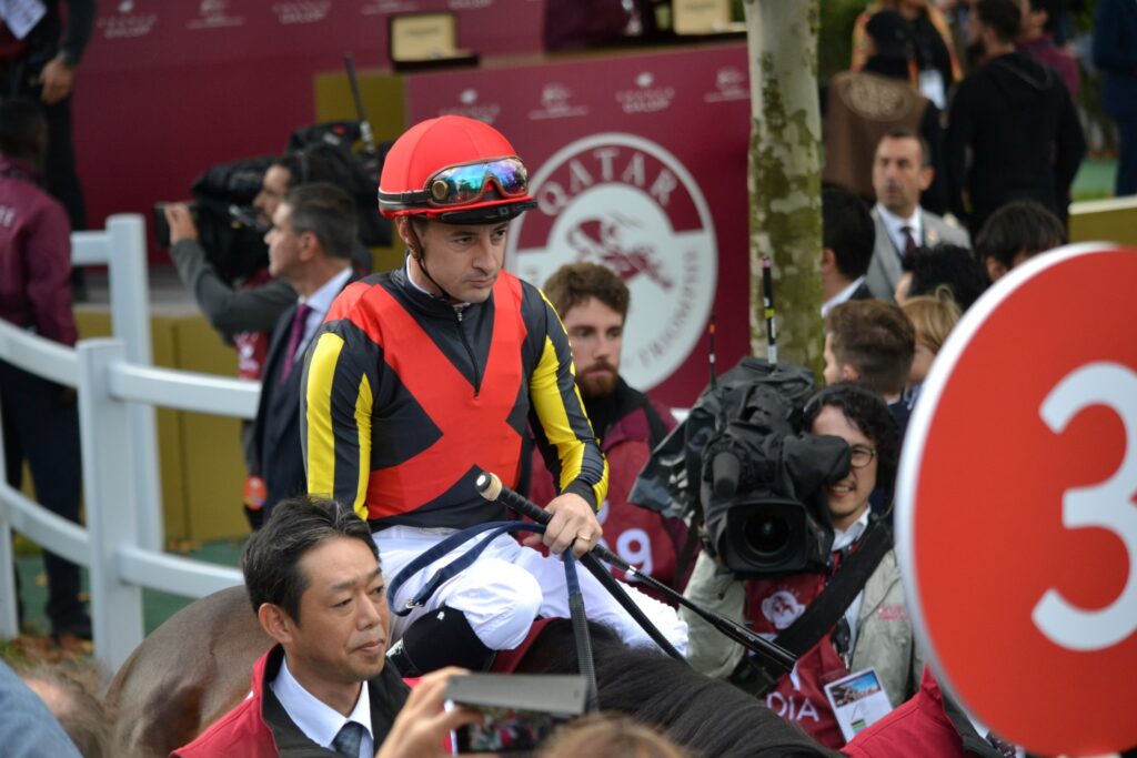 フィエールマンとルメール騎手