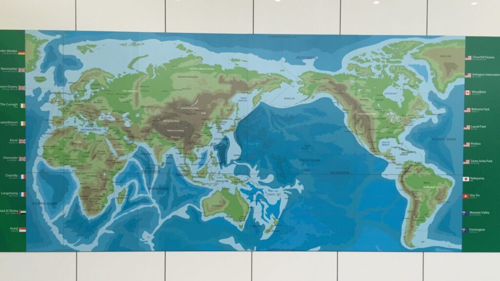 中山競馬場に掲示された世界の主要競馬場の地図