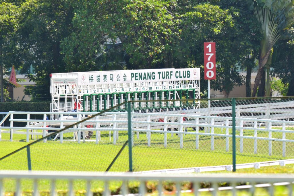 ペナン競馬場のスターティングゲート